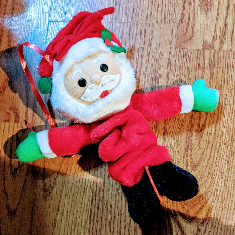 Vintage Dakin 1988 Musical Baby  Crib Hanging Toy